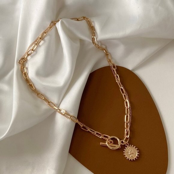 🍒 Intertwined Chain Necklace - Picture 4 of 6